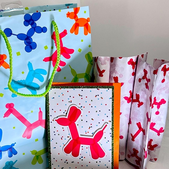 GIFT BAG, CARD, & TISSUE SET
Set. $5 EACH or 2 /$7; 3/$8, 4/$9, 5/$10, 12/$20 - Picture 5 of 13